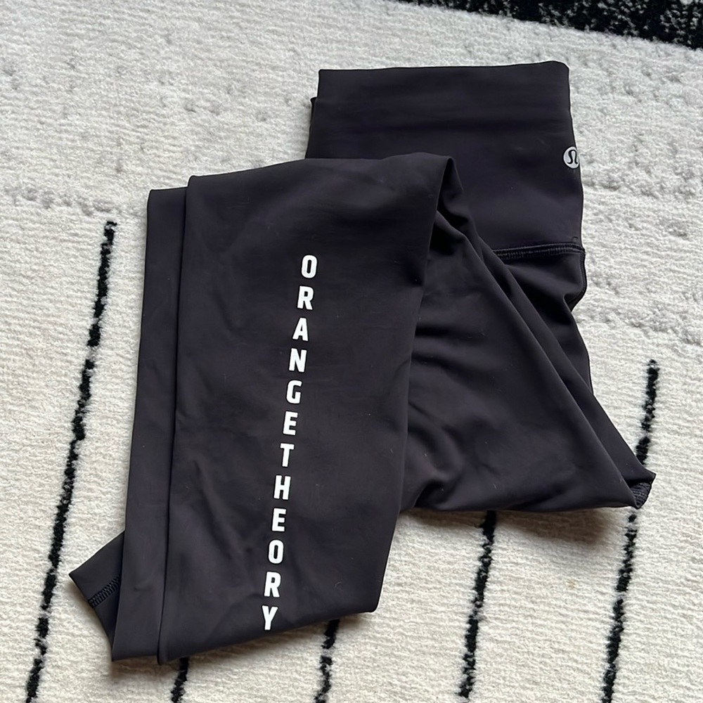 OTF/lululemon wunder under leggings